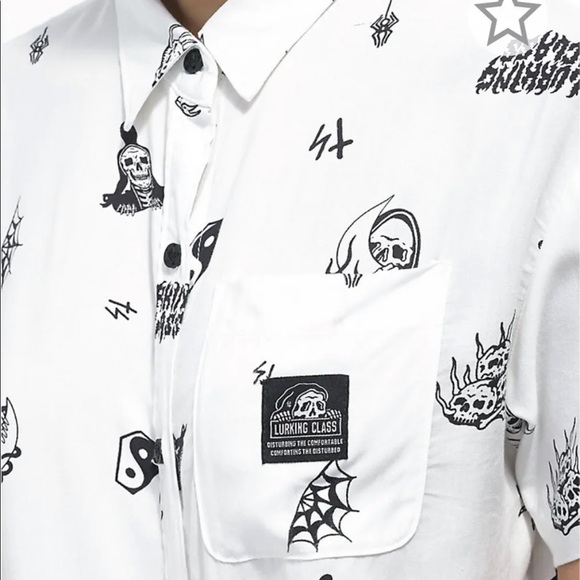 Lurking Class by Sketchy Tank Button Up Tie Front Short Sleeve Shirt Sz Medium - Picture 2 of 5